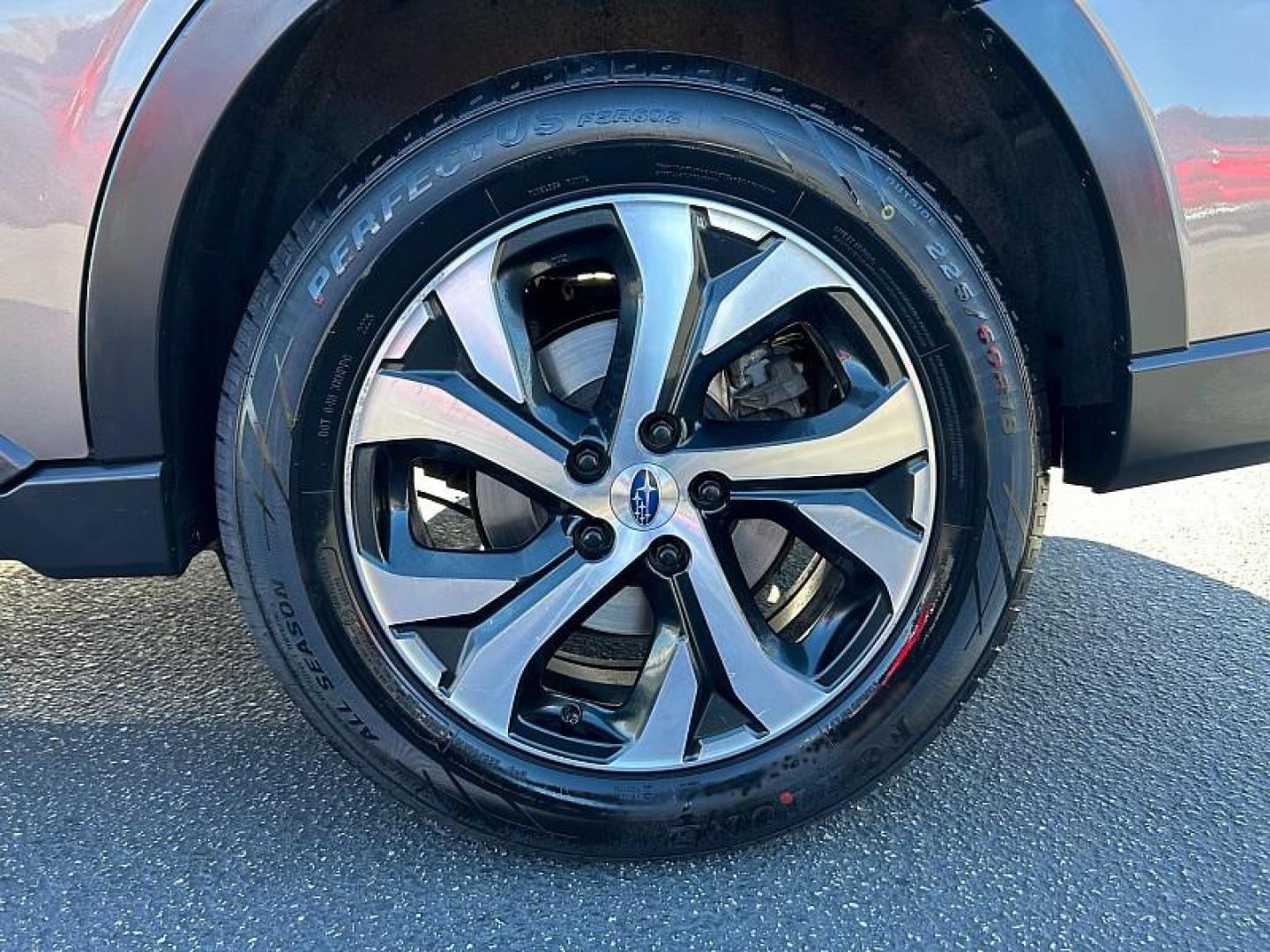 2023 GRAY Chevrolet Malibu (1G1ZD5ST2PF) with an 4-Cyl Turbo 1.5 Liter engine, Automatic CVT transmission, located at 412 Auto Vista Drive, Palmdale, CA, 93551, (661) 945-0620, 34.592636, -118.136681 - Photo#13