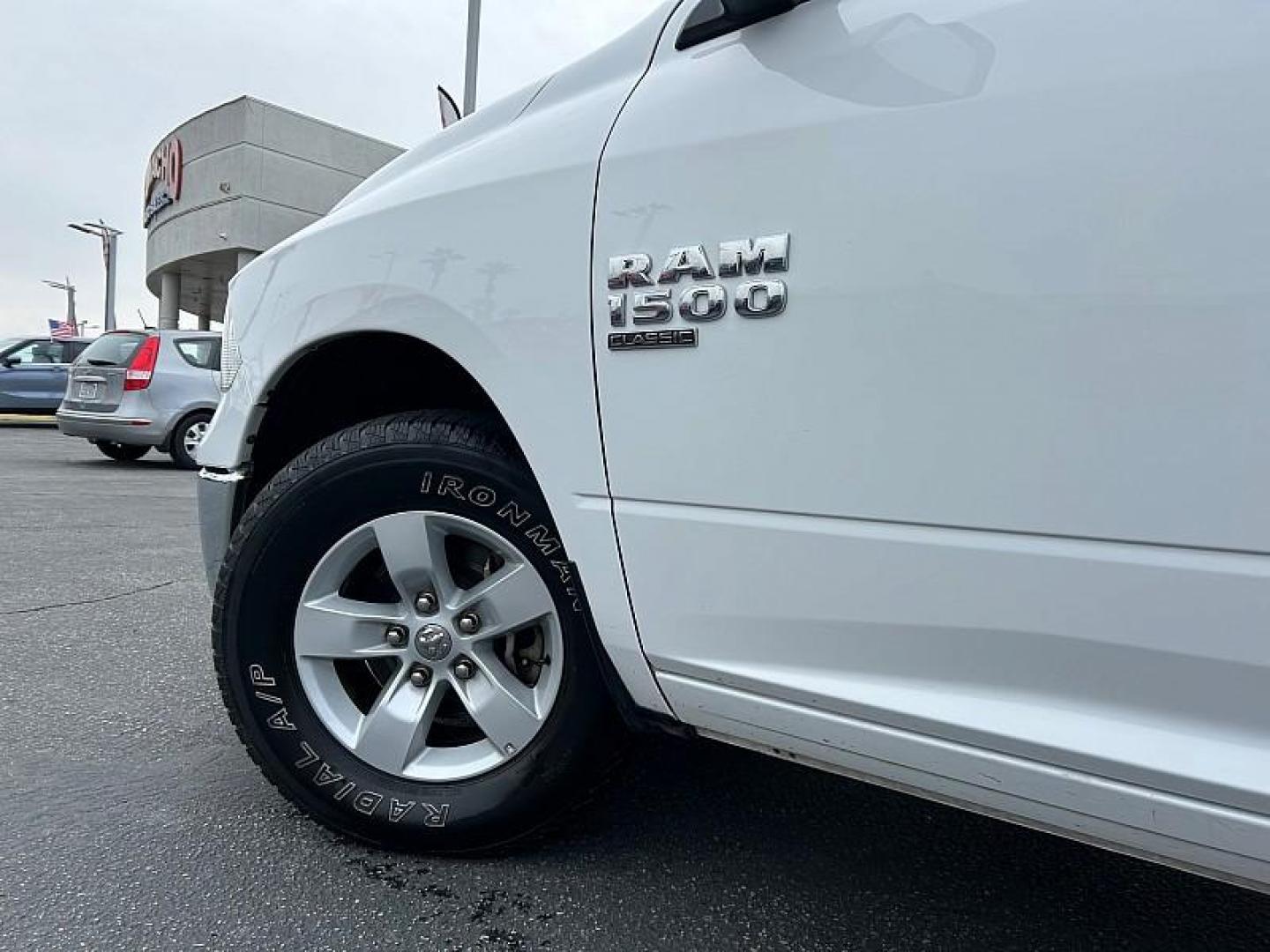 2024 WHITE Ram 1500 Classic 2WD (1C6RR6GGXRS) with an 6-Cyl 3.6 Liter engine, Automatic 8-Spd transmission, located at 412 Auto Vista Drive, Palmdale, CA, 93551, (661) 945-0620, 34.592636, -118.136681 - Photo#7