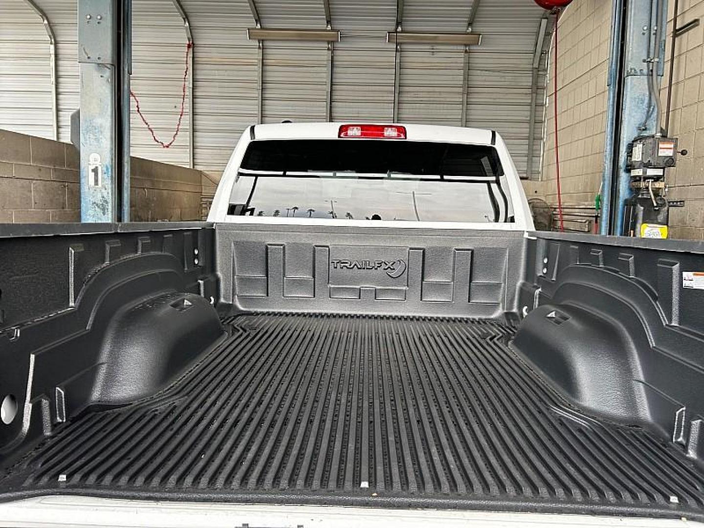 2024 WHITE Ram 1500 Classic 2WD (1C6RR6GGXRS) with an 6-Cyl 3.6 Liter engine, Automatic 8-Spd transmission, located at 412 Auto Vista Drive, Palmdale, CA, 93551, (661) 945-0620, 34.592636, -118.136681 - Photo#26