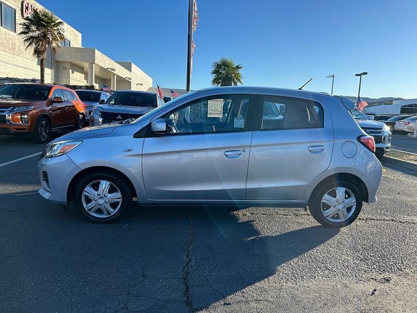 2021 SILVER Mitsubishi Mirage (ML32AUHJ9MH) with an 3-Cyl 1.2 Liter engine, Automatic CVT transmission, located at 412 Auto Vista Drive, Palmdale, CA, 93551, (661) 945-0620, 34.592636, -118.136681 - Photo#4