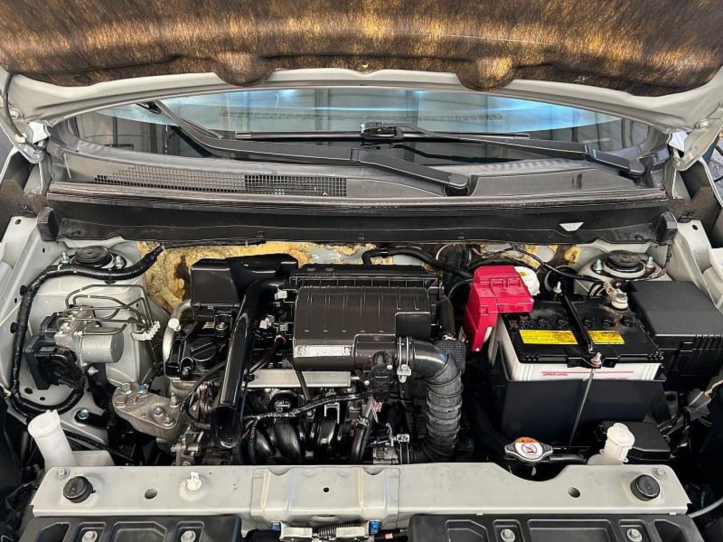 2021 SILVER Mitsubishi Mirage (ML32AUHJ9MH) with an 3-Cyl 1.2 Liter engine, Automatic CVT transmission, located at 412 Auto Vista Drive, Palmdale, CA, 93551, (661) 945-0620, 34.592636, -118.136681 - Photo#26