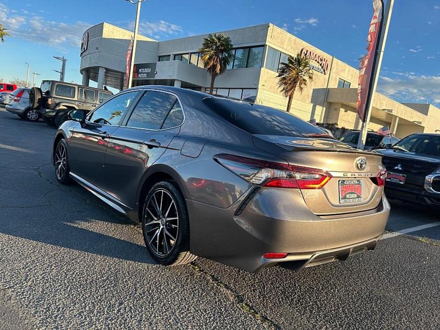 2023 GRAY Toyota Camry (4T1G11AK9PU) with an 4-Cyl 2.5 Liter engine, Automatic 8-Spd w/Sequential Shift transmission, located at 412 Auto Vista Drive, Palmdale, CA, 93551, (661) 945-0620, 34.592636, -118.136681 - Photo#4
