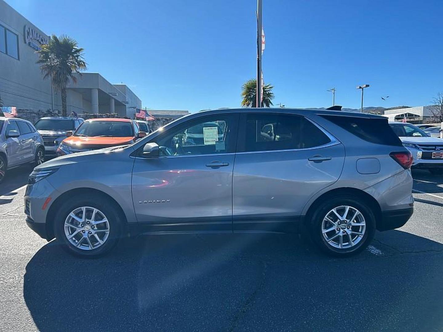 2023 GRAY Chevrolet Equinox (3GNAXKEG8PL) with an 4-Cyl Turbo 1.5 Liter engine, Automatic 6-Spd w/Overdrive transmission, located at 412 Auto Vista Drive, Palmdale, CA, 93551, (661) 945-0620, 34.592636, -118.136681 - Photo#7