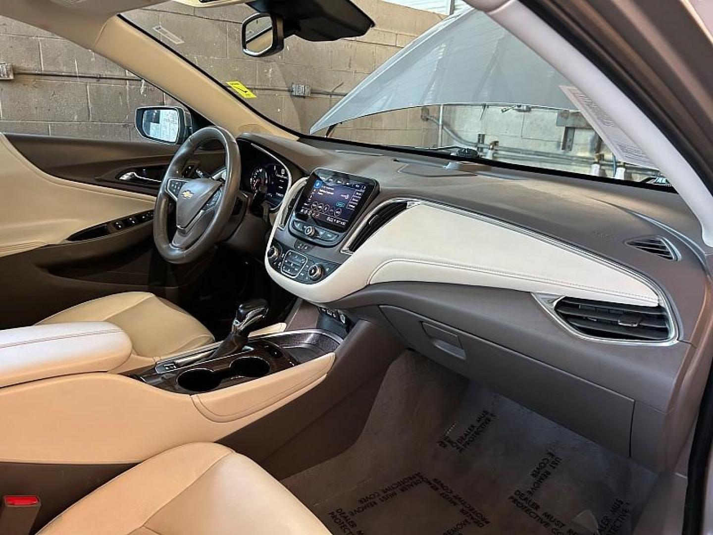 2024 GRAY Chevrolet Malibu (1G1ZE5ST8RF) with an 4-Cyl Turbo 1.5 Liter engine, Automatic CVT transmission, located at 412 Auto Vista Drive, Palmdale, CA, 93551, (661) 945-0620, 34.592636, -118.136681 - Photo#29