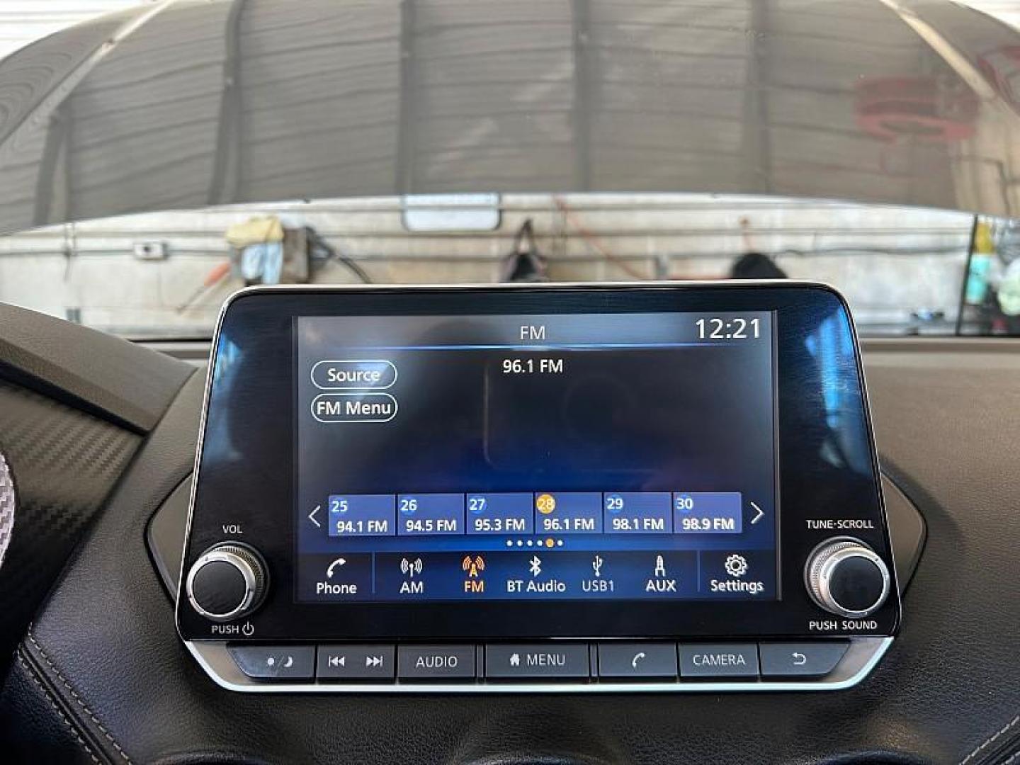 2022 GRAY Nissan Sentra (3N1AB8CV4NY) with an 4-Cyl 2.0 Liter engine, Automatic CVT w/Xtronic transmission, located at 412 Auto Vista Drive, Palmdale, CA, 93551, (661) 945-0620, 34.592636, -118.136681 - Photo#21