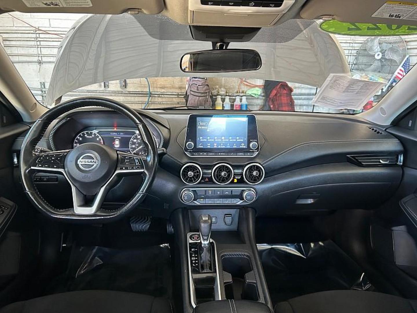 2022 GRAY Nissan Sentra (3N1AB8CV4NY) with an 4-Cyl 2.0 Liter engine, Automatic CVT w/Xtronic transmission, located at 412 Auto Vista Drive, Palmdale, CA, 93551, (661) 945-0620, 34.592636, -118.136681 - Photo#22