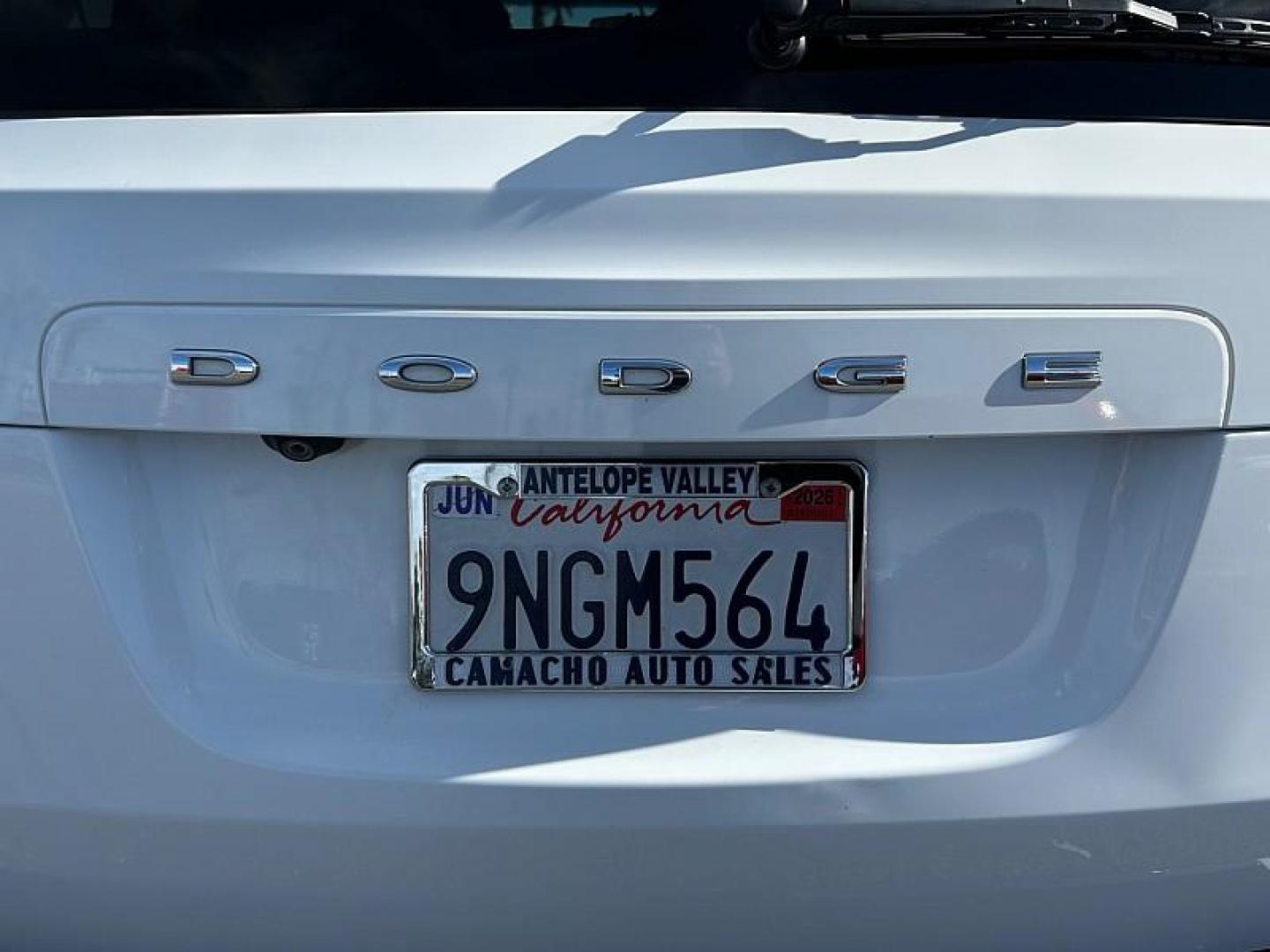 2017 WHITE Dodge Grand Caravan (2C4RDGCG8HR) with an V6 Flex Fuel 3.6 Liter engine, Automatic 6-Spd transmission, located at 412 Auto Vista Drive, Palmdale, CA, 93551, (661) 945-0620, 34.592636, -118.136681 - Photo#9