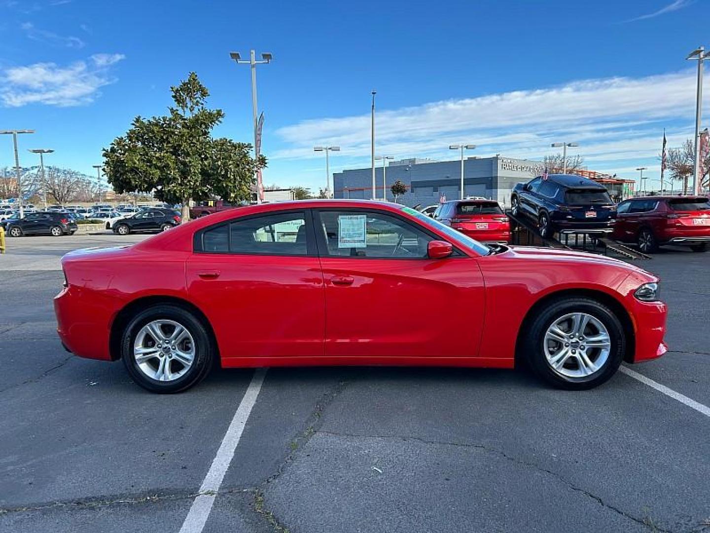 2022 RED Dodge Charger (2C3CDXBG6NH) with an V6 3.6 Liter engine, Automatic 8-Spd w/AutoStick transmission, located at 412 Auto Vista Drive, Palmdale, CA, 93551, (661) 945-0620, 34.592636, -118.136681 - Photo#7
