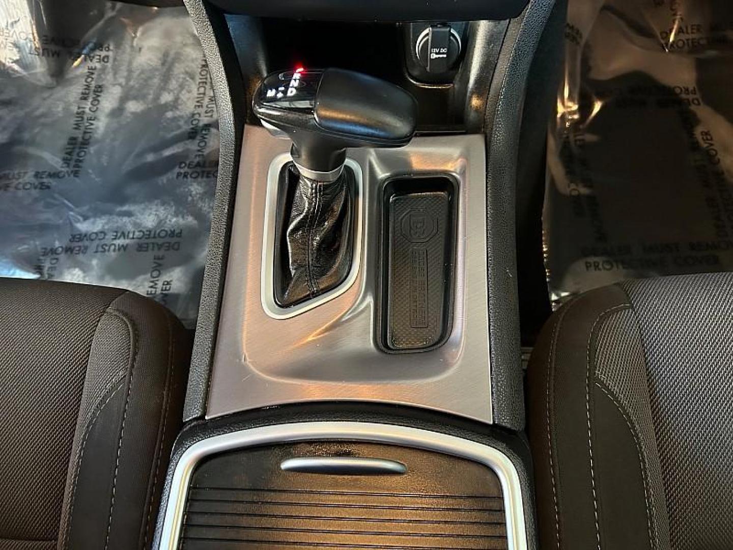 2022 RED Dodge Charger (2C3CDXBG6NH) with an V6 3.6 Liter engine, Automatic 8-Spd w/AutoStick transmission, located at 412 Auto Vista Drive, Palmdale, CA, 93551, (661) 945-0620, 34.592636, -118.136681 - Photo#15