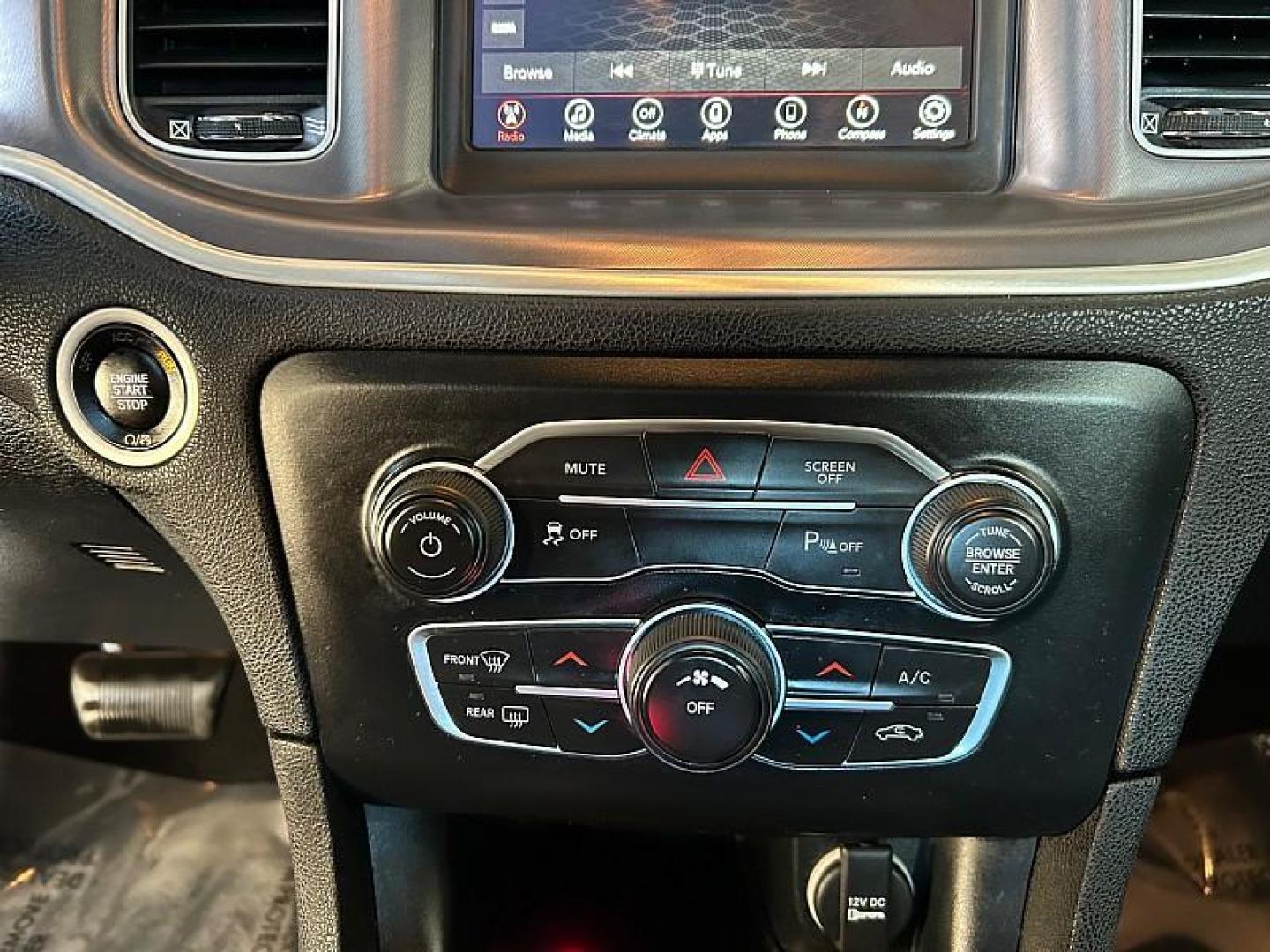 2022 RED Dodge Charger (2C3CDXBG6NH) with an V6 3.6 Liter engine, Automatic 8-Spd w/AutoStick transmission, located at 412 Auto Vista Drive, Palmdale, CA, 93551, (661) 945-0620, 34.592636, -118.136681 - Photo#16