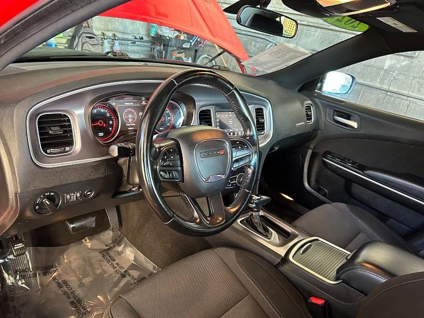 2022 RED Dodge Charger (2C3CDXBG6NH) with an V6 3.6 Liter engine, Automatic 8-Spd w/AutoStick transmission, located at 412 Auto Vista Drive, Palmdale, CA, 93551, (661) 945-0620, 34.592636, -118.136681 - Photo#20