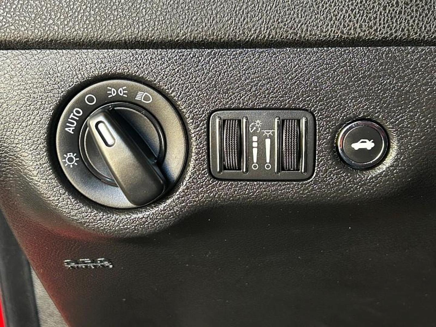 2022 RED Dodge Charger (2C3CDXBG6NH) with an V6 3.6 Liter engine, Automatic 8-Spd w/AutoStick transmission, located at 412 Auto Vista Drive, Palmdale, CA, 93551, (661) 945-0620, 34.592636, -118.136681 - Photo#25