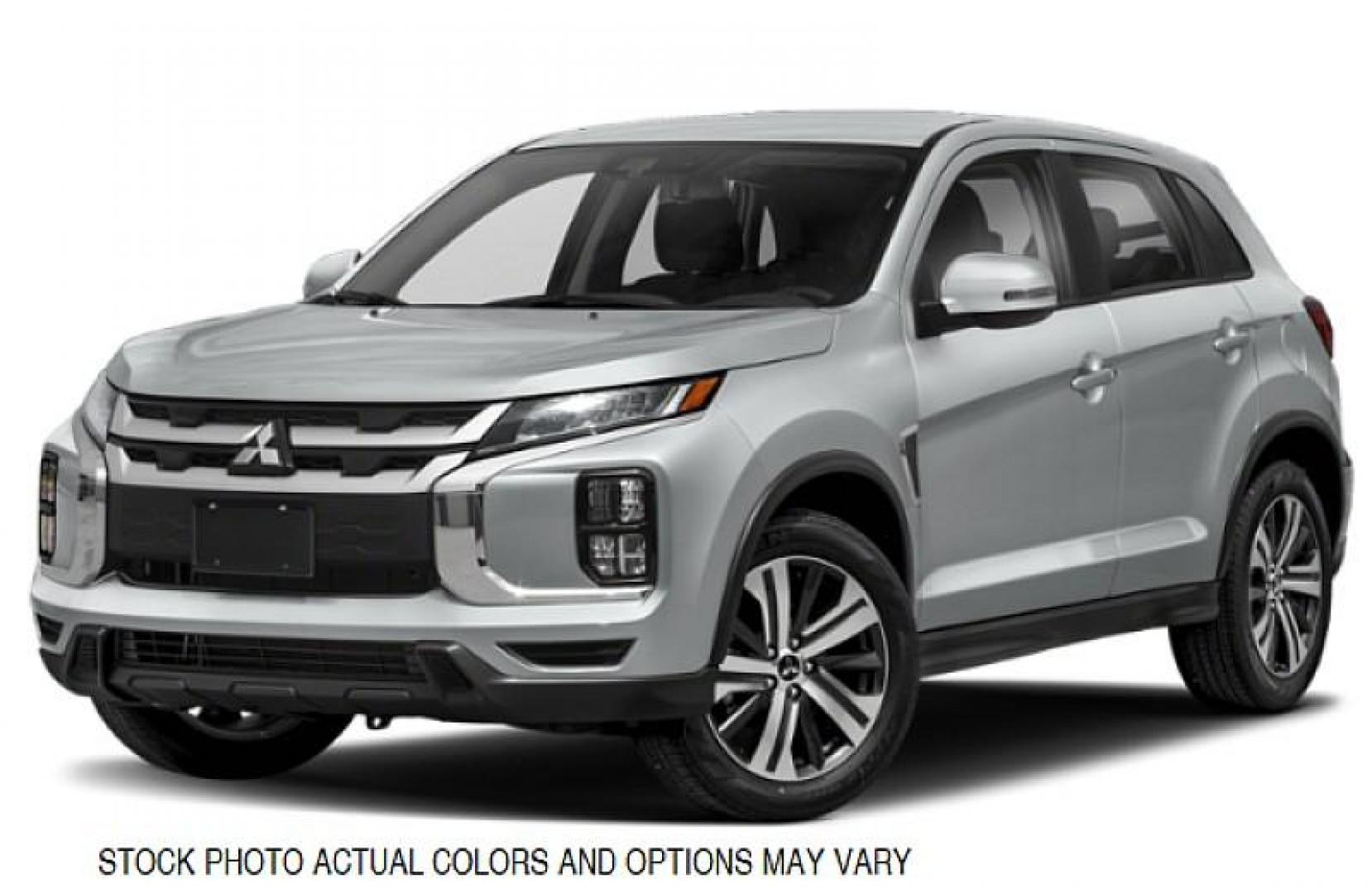2024 Mitsubishi Outlander SE's photo