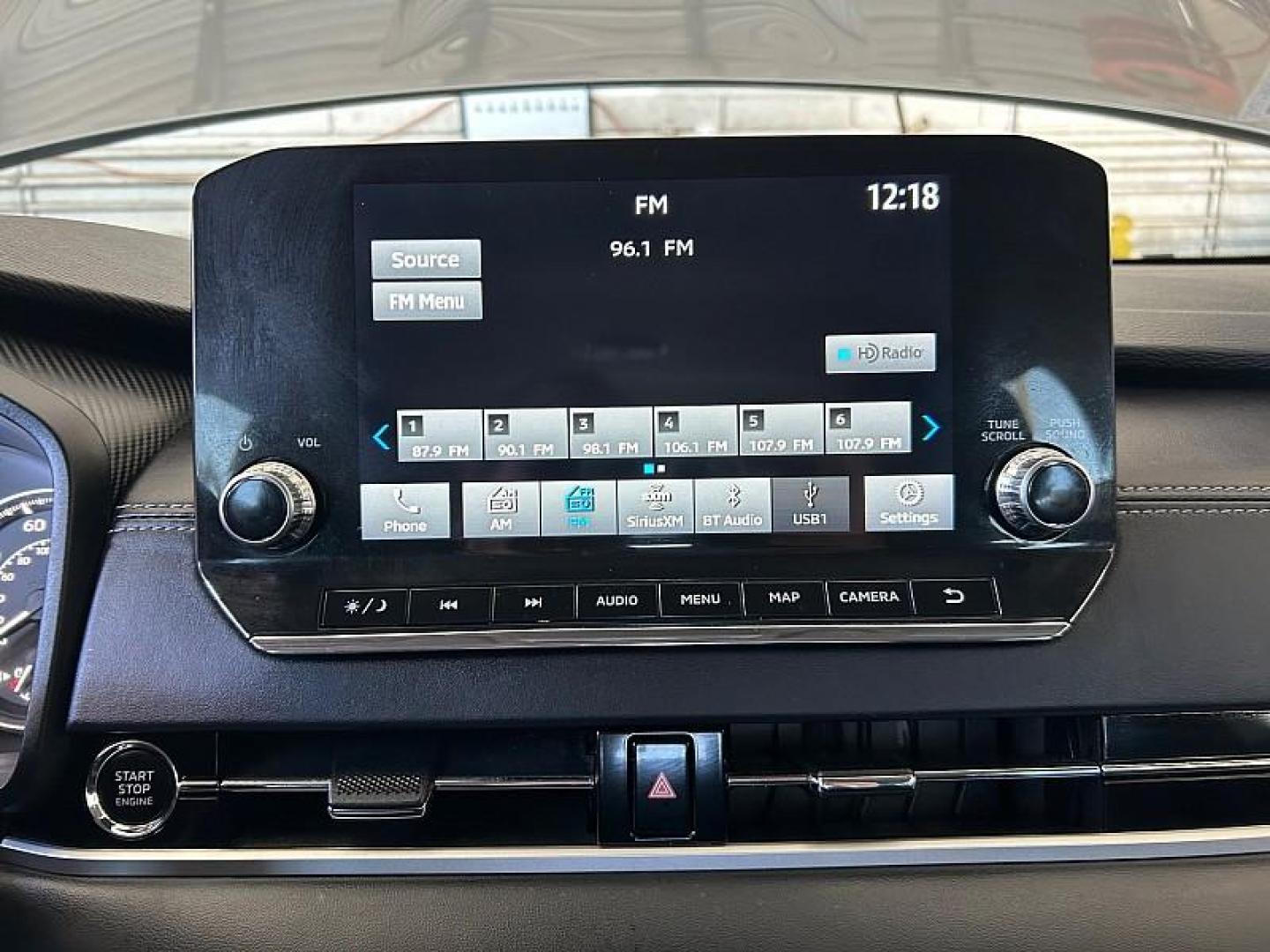 2024 SILVER Mitsubishi Outlander (JA4J4VA84RZ) with an 4-Cyl 2.5 Liter engine, Automatic CVT transmission, located at 412 Auto Vista Drive, Palmdale, CA, 93551, (661) 945-0620, 34.592636, -118.136681 - Photo#20