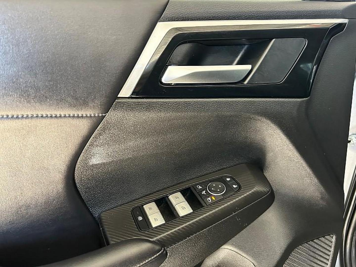 2024 SILVER Mitsubishi Outlander (JA4J4VA84RZ) with an 4-Cyl 2.5 Liter engine, Automatic CVT transmission, located at 412 Auto Vista Drive, Palmdale, CA, 93551, (661) 945-0620, 34.592636, -118.136681 - Photo#27