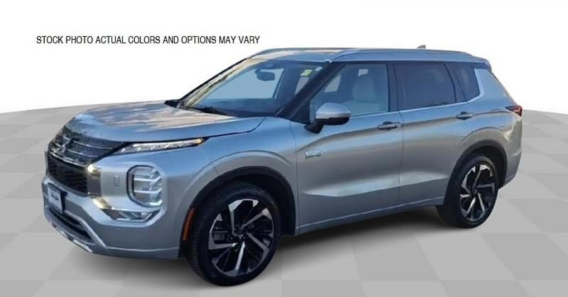 2024 Mitsubishi Outlander's photo