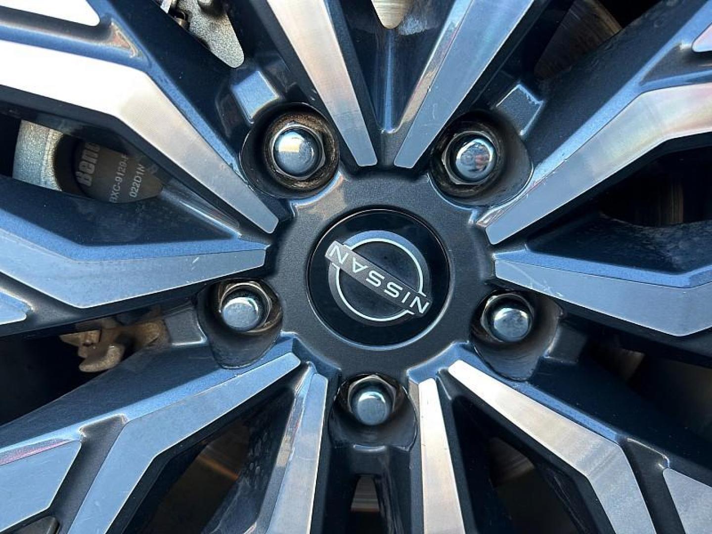 2024 GRAY Nissan Altima (1N4BL4DV3RN) with an 4-Cyl 2.5 Liter engine, Automatic Xtronic CVT transmission, located at 412 Auto Vista Drive, Palmdale, CA, 93551, (661) 945-0620, 34.592636, -118.136681 - Photo#15