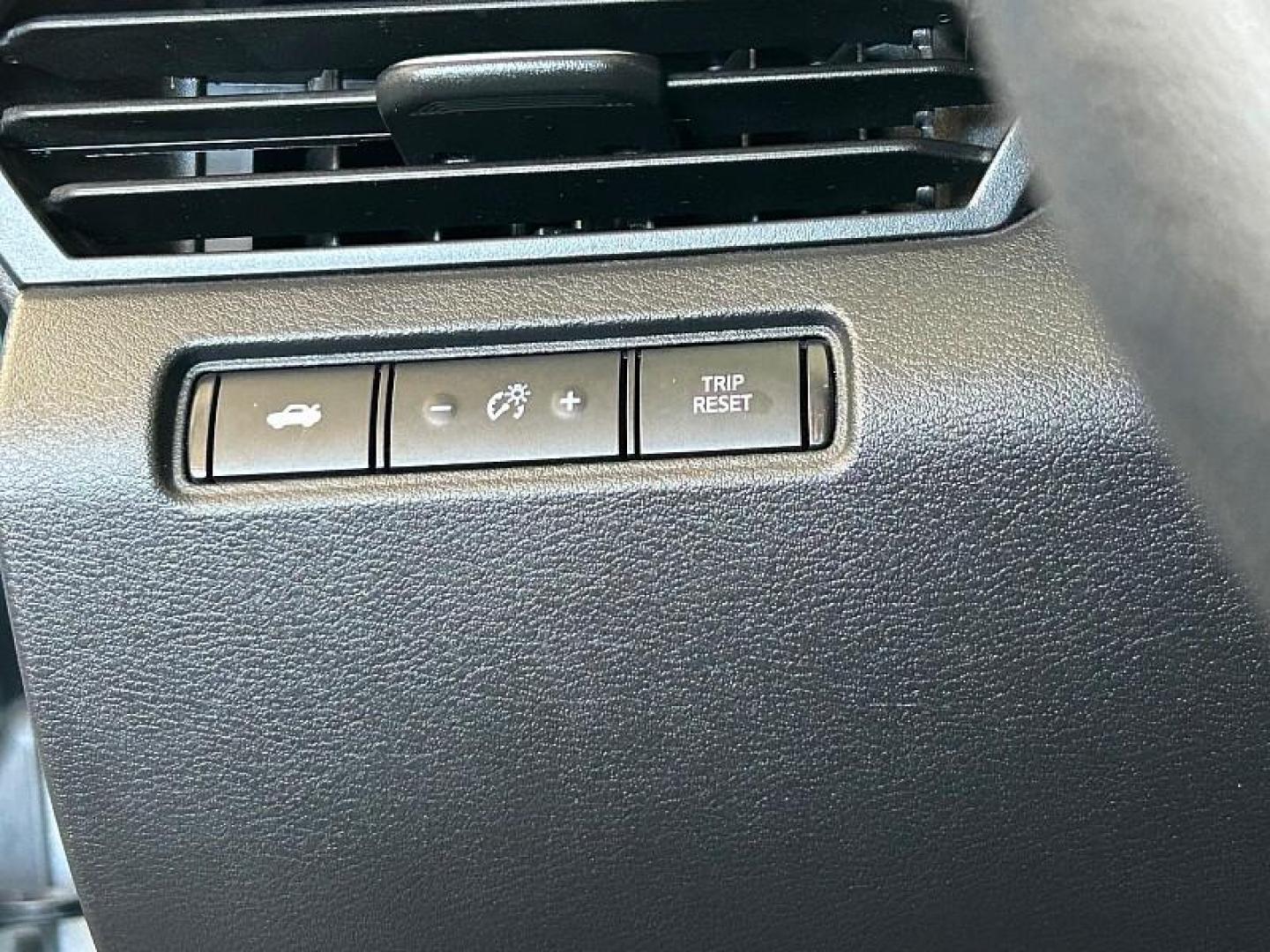 2024 GRAY Nissan Altima (1N4BL4DV3RN) with an 4-Cyl 2.5 Liter engine, Automatic Xtronic CVT transmission, located at 412 Auto Vista Drive, Palmdale, CA, 93551, (661) 945-0620, 34.592636, -118.136681 - Photo#22