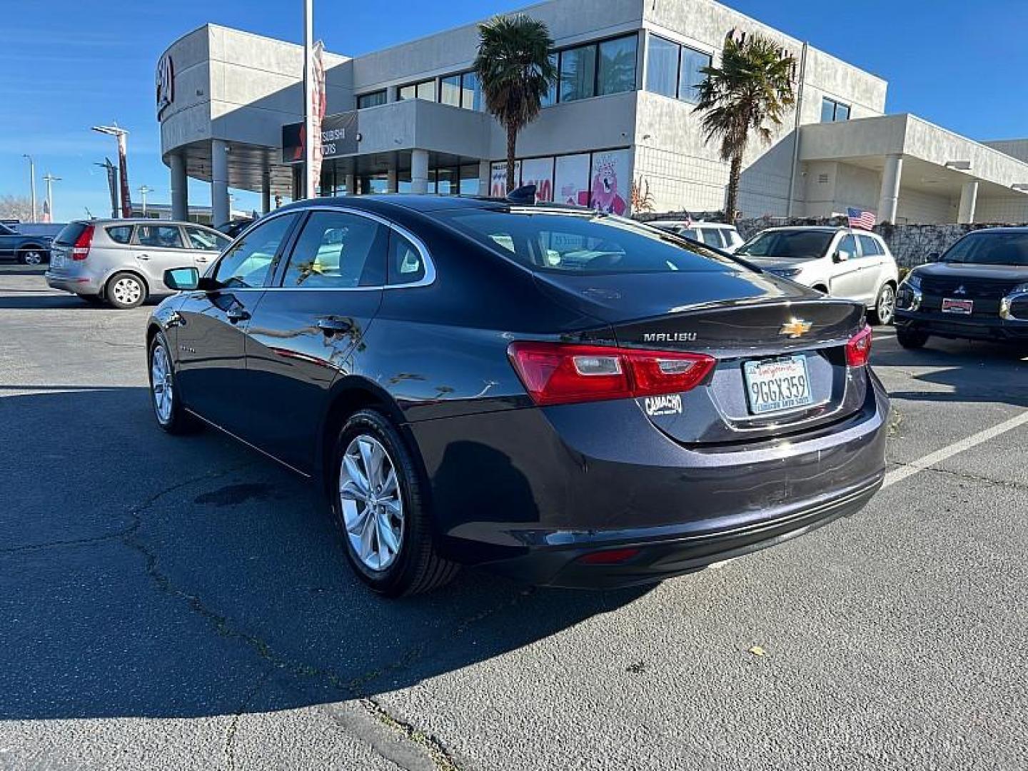 2023 GRAY Chevrolet Malibu (1G1ZD5ST9PF) with an 4-Cyl Turbo 1.5 Liter engine, Automatic CVT transmission, located at 412 Auto Vista Drive, Palmdale, CA, 93551, (661) 945-0620, 34.592636, -118.136681 - Photo#10