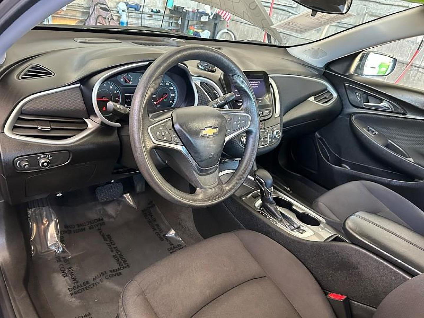 2023 GRAY Chevrolet Malibu (1G1ZD5ST9PF) with an 4-Cyl Turbo 1.5 Liter engine, Automatic CVT transmission, located at 412 Auto Vista Drive, Palmdale, CA, 93551, (661) 945-0620, 34.592636, -118.136681 - Photo#45