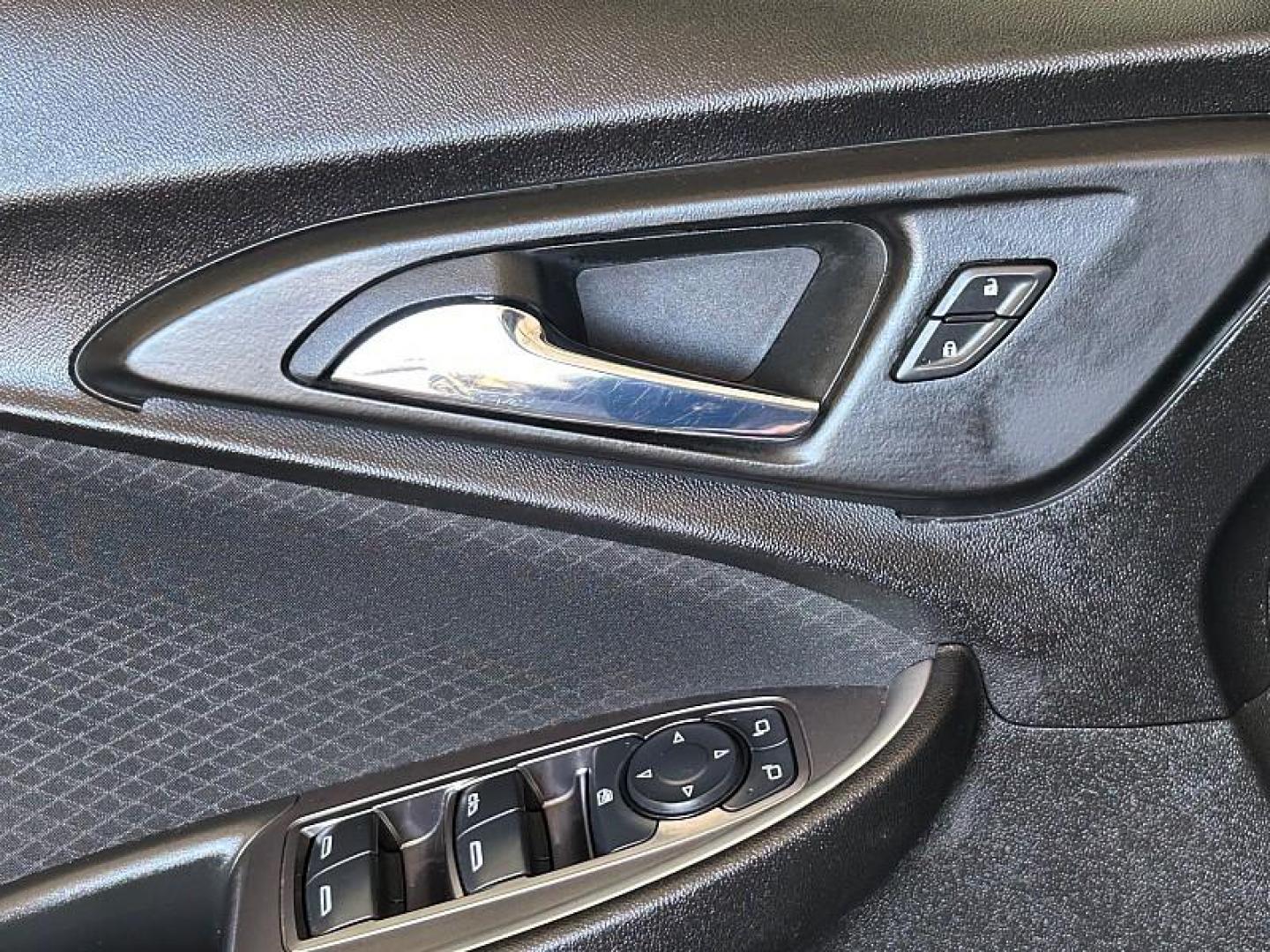 2023 GRAY Chevrolet Malibu (1G1ZD5ST9PF) with an 4-Cyl Turbo 1.5 Liter engine, Automatic CVT transmission, located at 412 Auto Vista Drive, Palmdale, CA, 93551, (661) 945-0620, 34.592636, -118.136681 - Photo#70