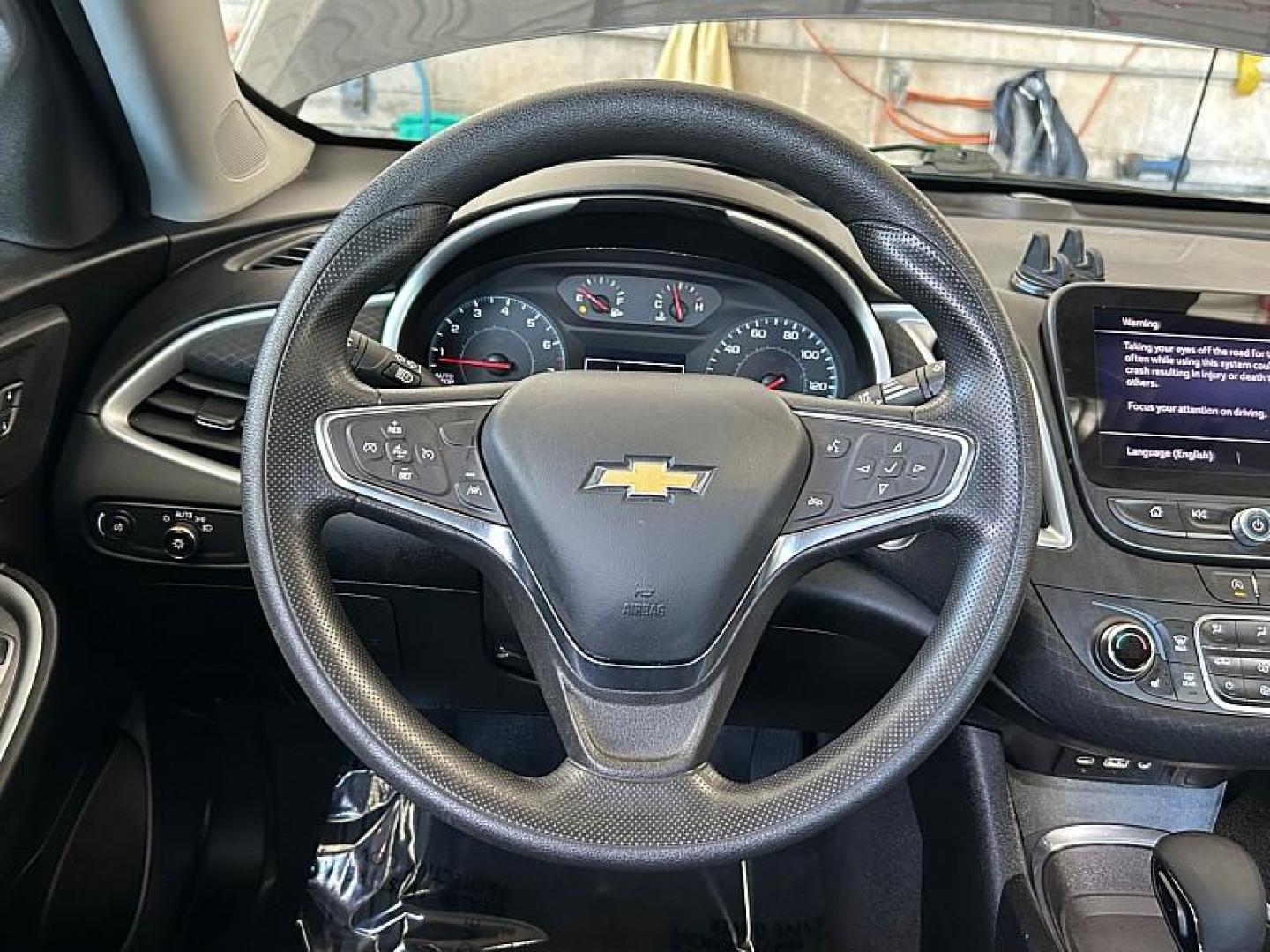 2023 GRAY Chevrolet Malibu (1G1ZD5ST9PF) with an 4-Cyl Turbo 1.5 Liter engine, Automatic CVT transmission, located at 412 Auto Vista Drive, Palmdale, CA, 93551, (661) 945-0620, 34.592636, -118.136681 - Photo#25