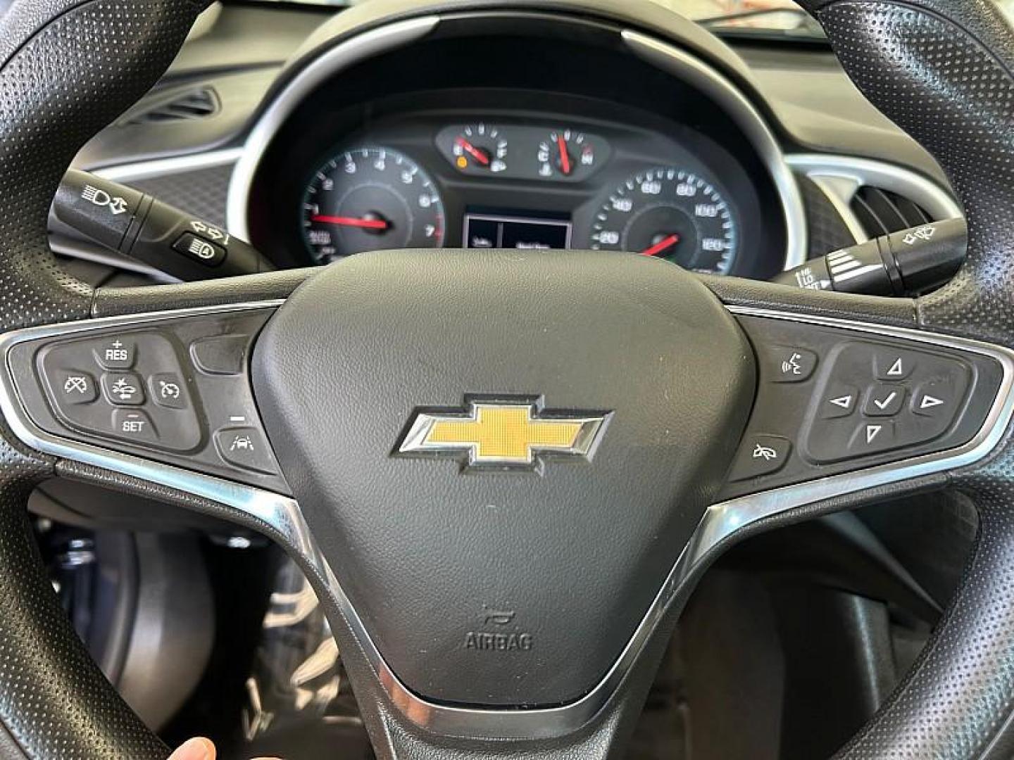 2023 GRAY Chevrolet Malibu (1G1ZD5ST9PF) with an 4-Cyl Turbo 1.5 Liter engine, Automatic CVT transmission, located at 412 Auto Vista Drive, Palmdale, CA, 93551, (661) 945-0620, 34.592636, -118.136681 - Photo#37