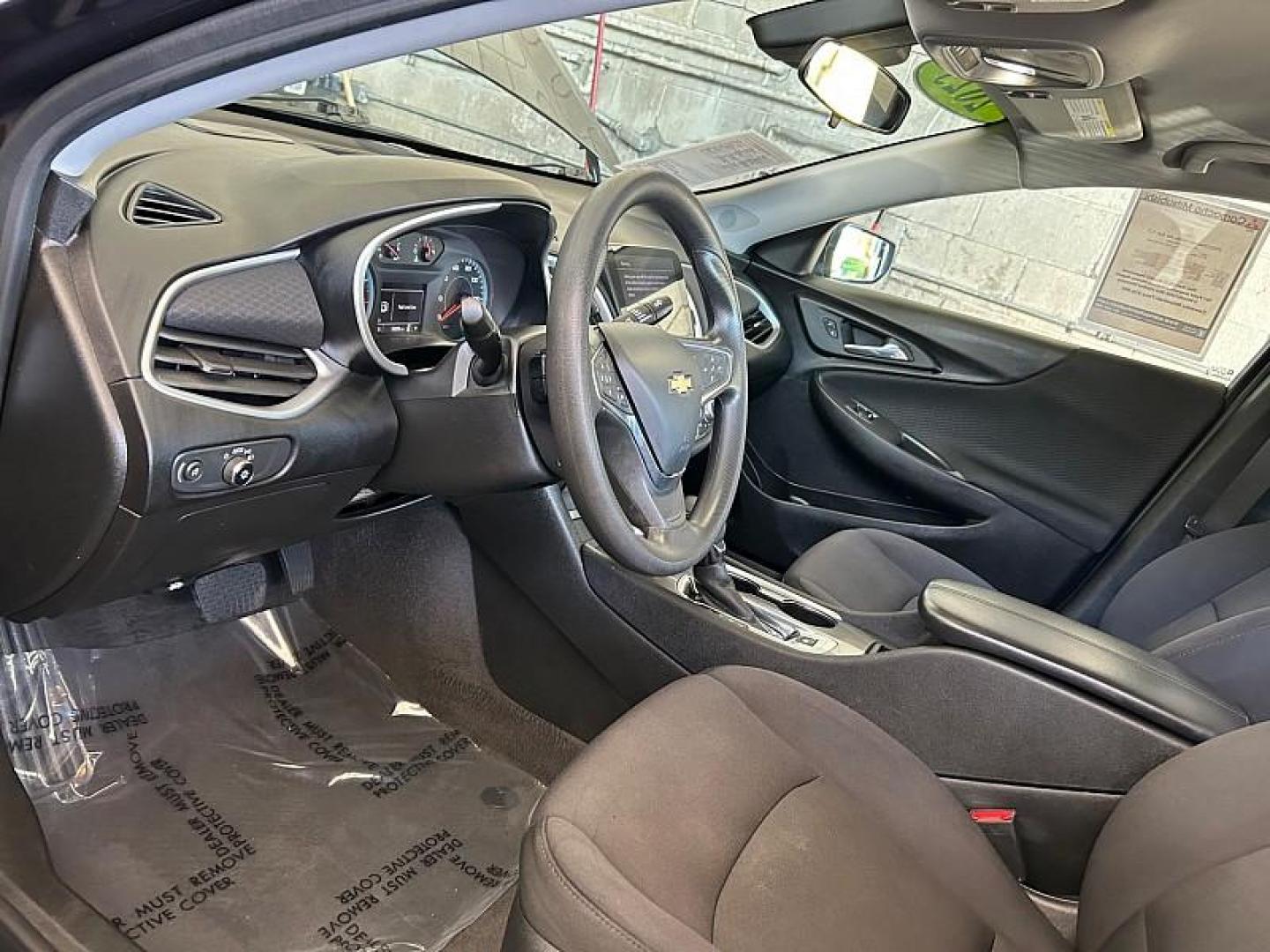 2023 GRAY Chevrolet Malibu (1G1ZD5ST9PF) with an 4-Cyl Turbo 1.5 Liter engine, Automatic CVT transmission, located at 412 Auto Vista Drive, Palmdale, CA, 93551, (661) 945-0620, 34.592636, -118.136681 - Photo#43