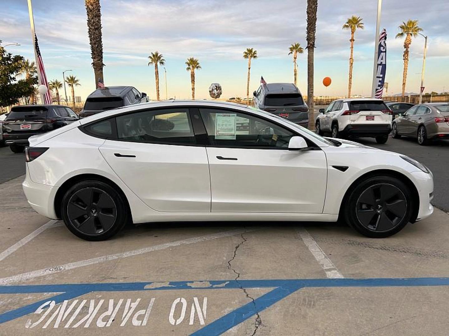2022 WHITE Tesla Model 3 (5YJ3E1EA3NF) with an AC Electric Motor engine, Single-Speed Fixed Gear transmission, located at 412 Auto Vista Drive, Palmdale, CA, 93551, (661) 945-0620, 34.592636, -118.136681 - Photo#7