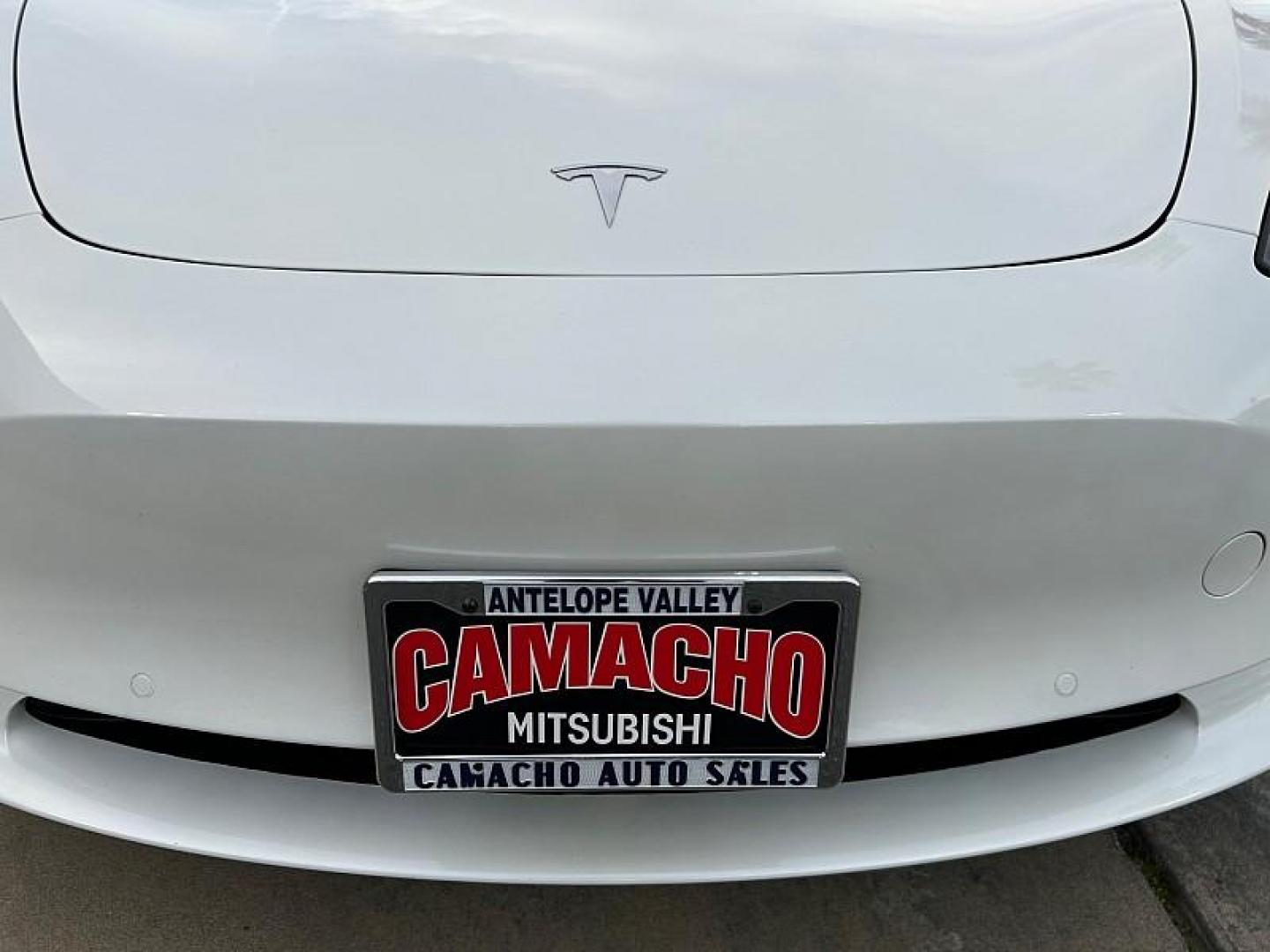 2022 WHITE Tesla Model 3 (5YJ3E1EA3NF) with an AC Electric Motor engine, Single-Speed Fixed Gear transmission, located at 412 Auto Vista Drive, Palmdale, CA, 93551, (661) 945-0620, 34.592636, -118.136681 - Photo#9