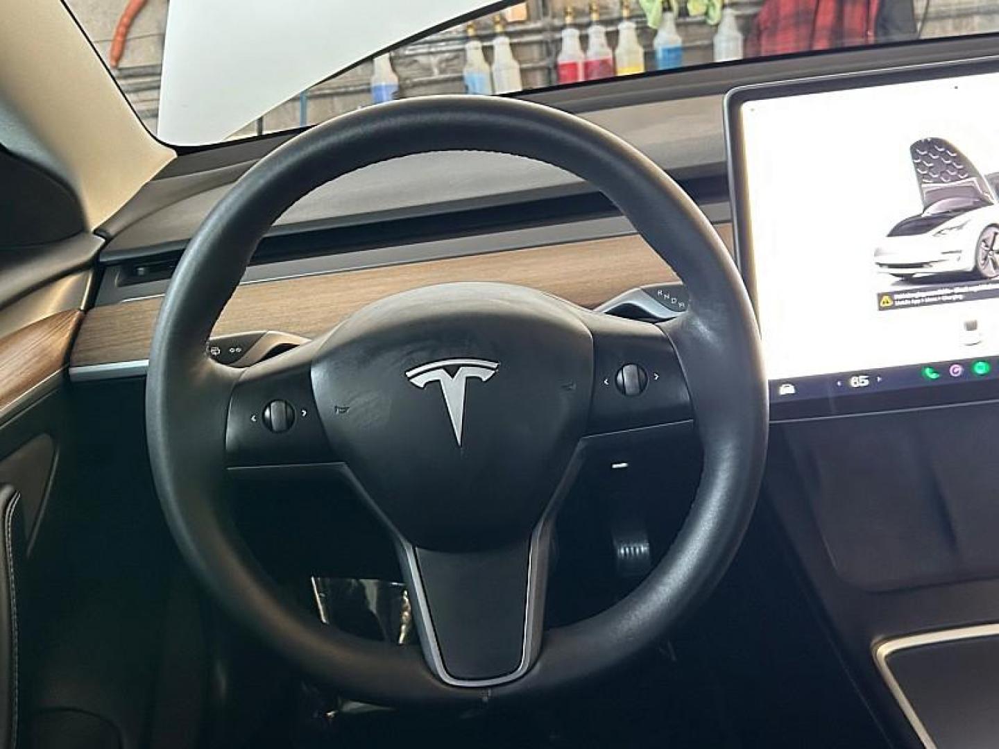 2022 WHITE Tesla Model 3 (5YJ3E1EA3NF) with an AC Electric Motor engine, Single-Speed Fixed Gear transmission, located at 412 Auto Vista Drive, Palmdale, CA, 93551, (661) 945-0620, 34.592636, -118.136681 - Photo#20