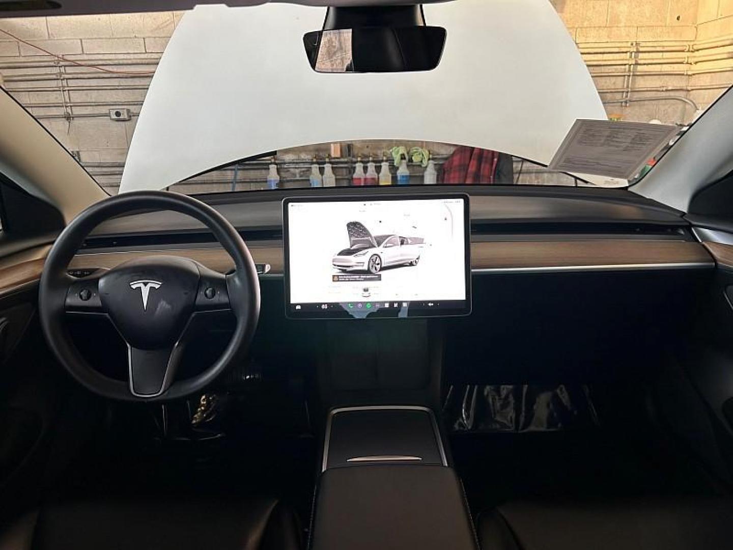 2022 WHITE Tesla Model 3 (5YJ3E1EA3NF) with an AC Electric Motor engine, Single-Speed Fixed Gear transmission, located at 412 Auto Vista Drive, Palmdale, CA, 93551, (661) 945-0620, 34.592636, -118.136681 - Photo#21