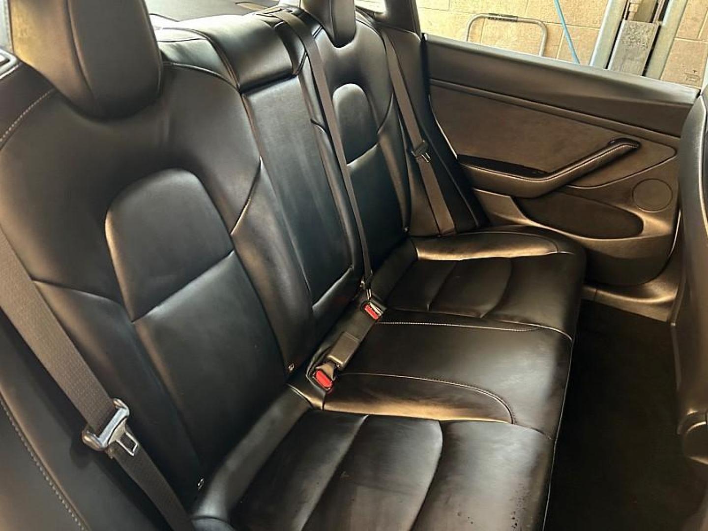 2022 WHITE Tesla Model 3 (5YJ3E1EA3NF) with an AC Electric Motor engine, Single-Speed Fixed Gear transmission, located at 412 Auto Vista Drive, Palmdale, CA, 93551, (661) 945-0620, 34.592636, -118.136681 - Photo#26