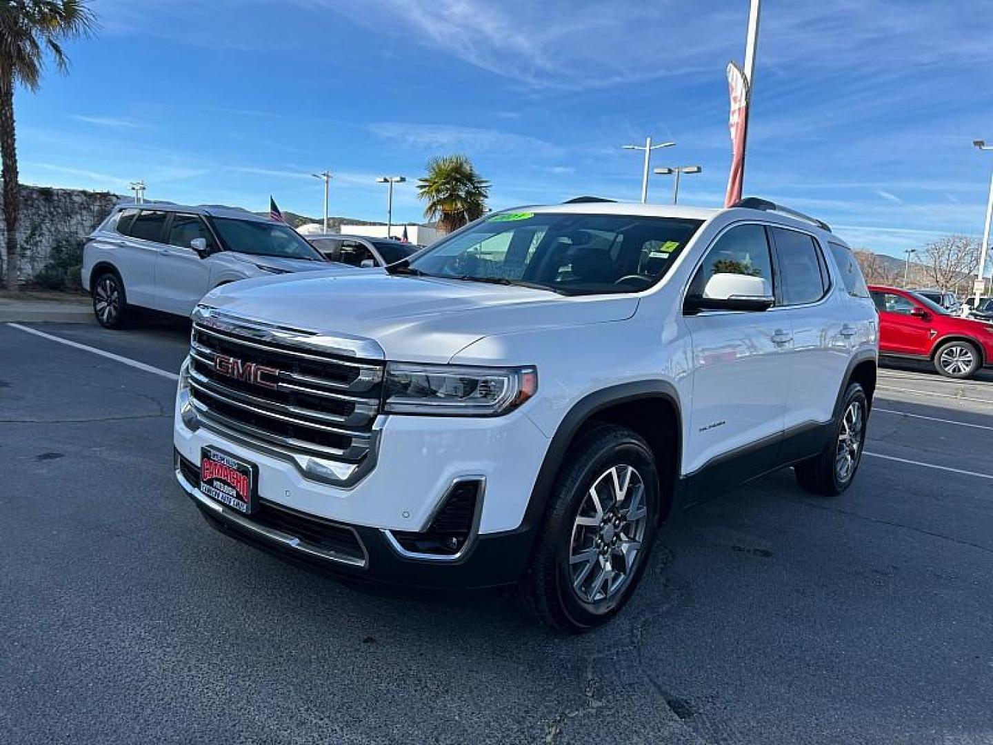 2023 WHITE GMC Acadia (1GKKNML47PZ) with an V6 3.6 Liter engine, Automatic 9-Spd transmission, located at 412 Auto Vista Drive, Palmdale, CA, 93551, (661) 945-0620, 34.592636, -118.136681 - Photo#7