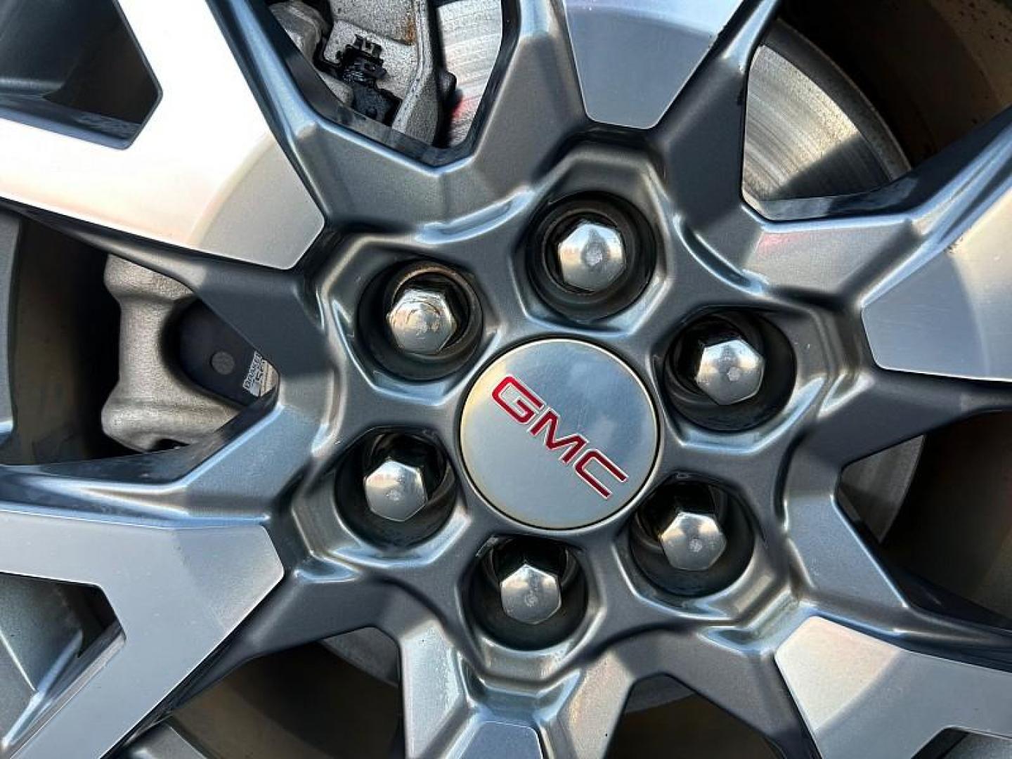 2023 WHITE GMC Acadia (1GKKNML47PZ) with an V6 3.6 Liter engine, Automatic 9-Spd transmission, located at 412 Auto Vista Drive, Palmdale, CA, 93551, (661) 945-0620, 34.592636, -118.136681 - Photo#8