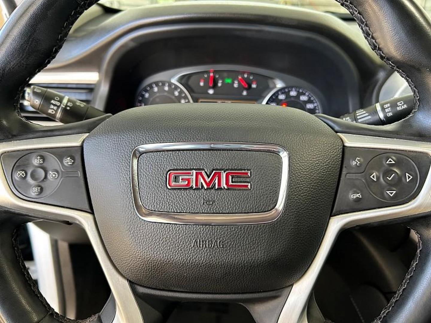 2023 WHITE GMC Acadia (1GKKNML47PZ) with an V6 3.6 Liter engine, Automatic 9-Spd transmission, located at 412 Auto Vista Drive, Palmdale, CA, 93551, (661) 945-0620, 34.592636, -118.136681 - Photo#29