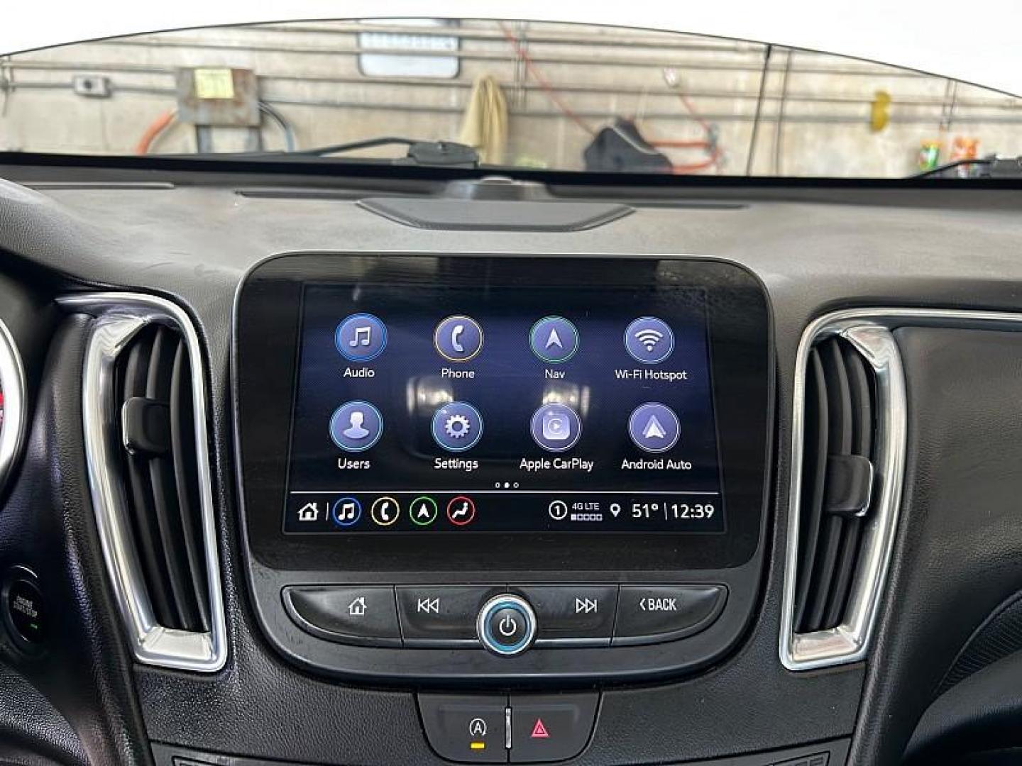 2024 WHITE Chevrolet Malibu (1G1ZE5ST2RF) with an 4-Cyl Turbo 1.5 Liter engine, Automatic CVT transmission, located at 412 Auto Vista Drive, Palmdale, CA, 93551, (661) 945-0620, 34.592636, -118.136681 - Photo#20