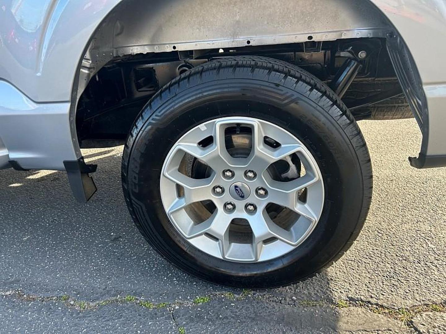 2023 SILVER Ford F-150 2WD (1FTEW1C8XPK) with an 6-Cyl 3.5 Liter engine, Automatic 10-Spd transmission, located at 412 Auto Vista Drive, Palmdale, CA, 93551, (661) 945-0620, 34.592636, -118.136681 - Photo#12