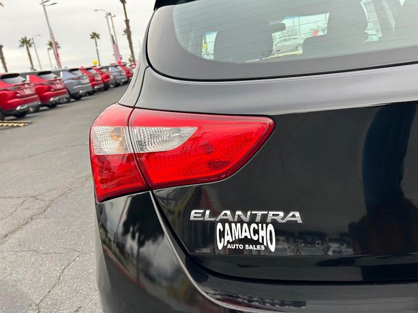 2017 BLACK Hyundai Elantra GT (KMHD35LHXHU) with an 4-Cyl 2.0 Liter engine, Auto 6-Spd Shiftronic transmission, located at 412 Auto Vista Drive, Palmdale, CA, 93551, (661) 945-0620, 34.592636, -118.136681 - Photo#11