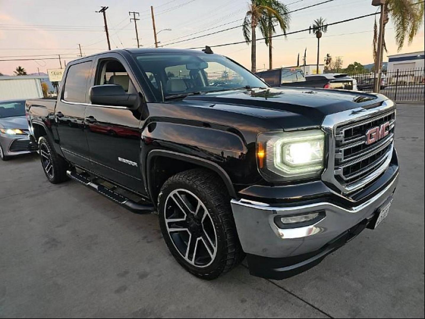 2018 BLACK GMC Sierra 1500 2WD (3GTP1MEC4JG) with an 8-Cyl 5.8 Liter engine, Automatic 6-Spd HD w/Overdrive transmission, located at 412 Auto Vista Drive, Palmdale, CA, 93551, (661) 945-0620, 34.592636, -118.136681 - Photo#0