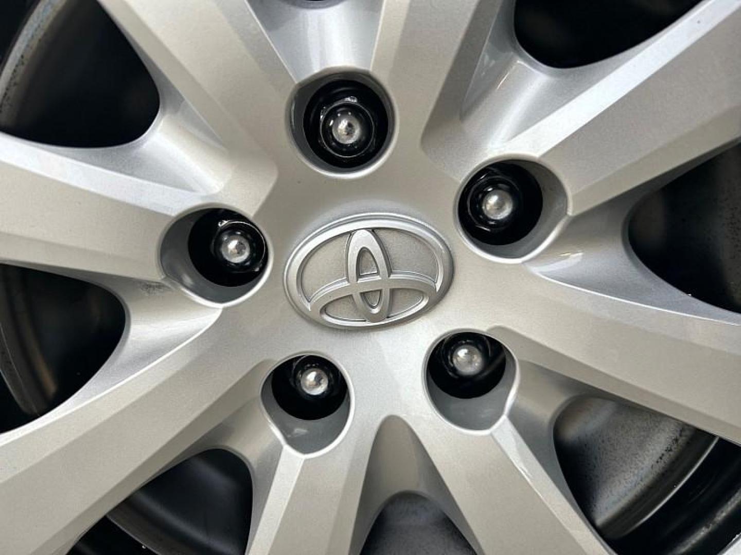 2024 WHITE Toyota Corolla (5YFB4MDEXRP) with an 4-Cyl Hybrid 1.8 Liter engine, Automatic CVT transmission, located at 412 Auto Vista Drive, Palmdale, CA, 93551, (661) 945-0620, 34.592636, -118.136681 - Photo#7