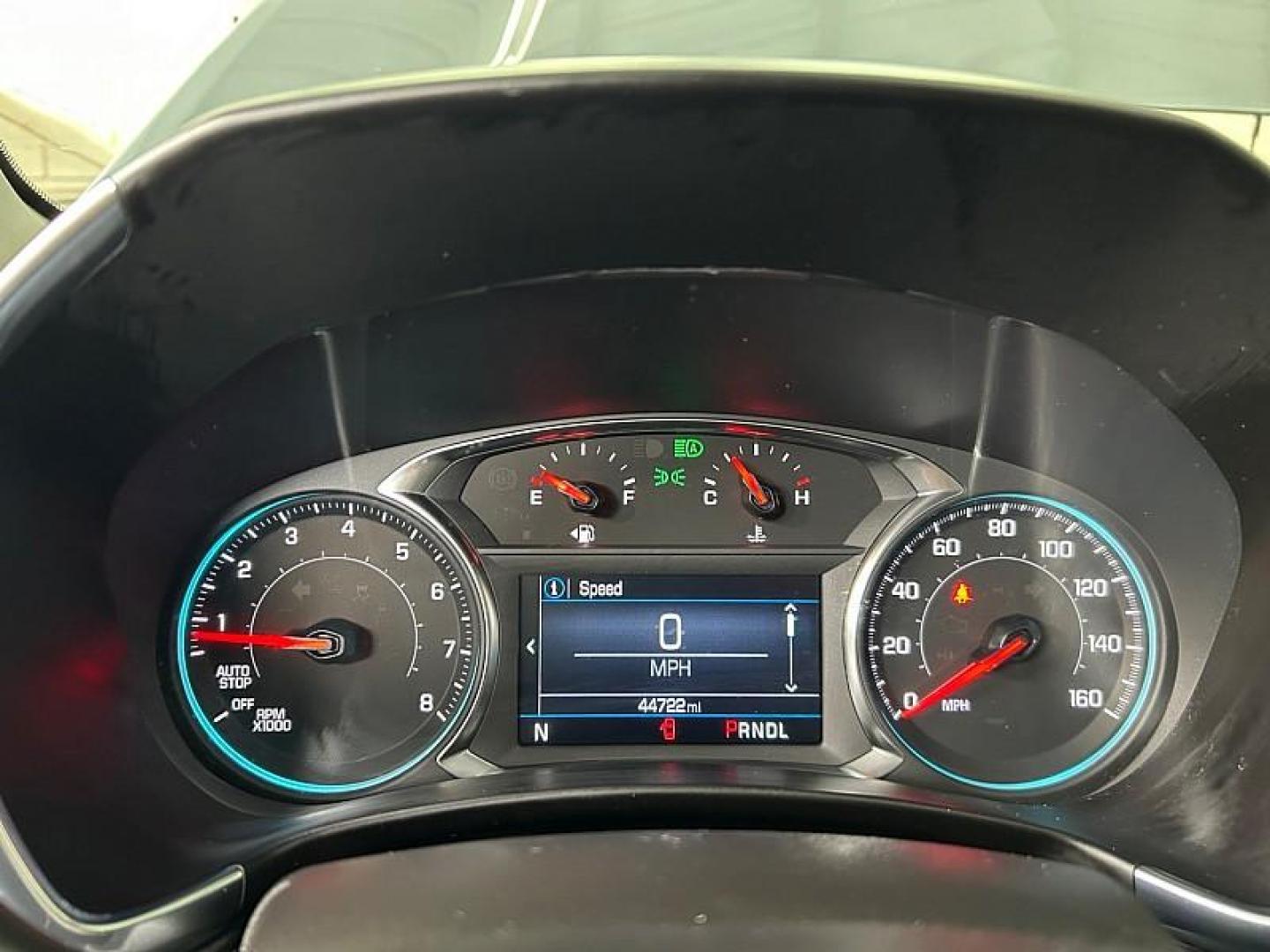 2024 SILVER Chevrolet Equinox (3GNAXUEGXRL) with an 4-Cyl Turbo 1.5 Liter engine, Automatic 6-Spd w/Overdrive transmission, located at 412 Auto Vista Drive, Palmdale, CA, 93551, (661) 945-0620, 34.592636, -118.136681 - Photo#24