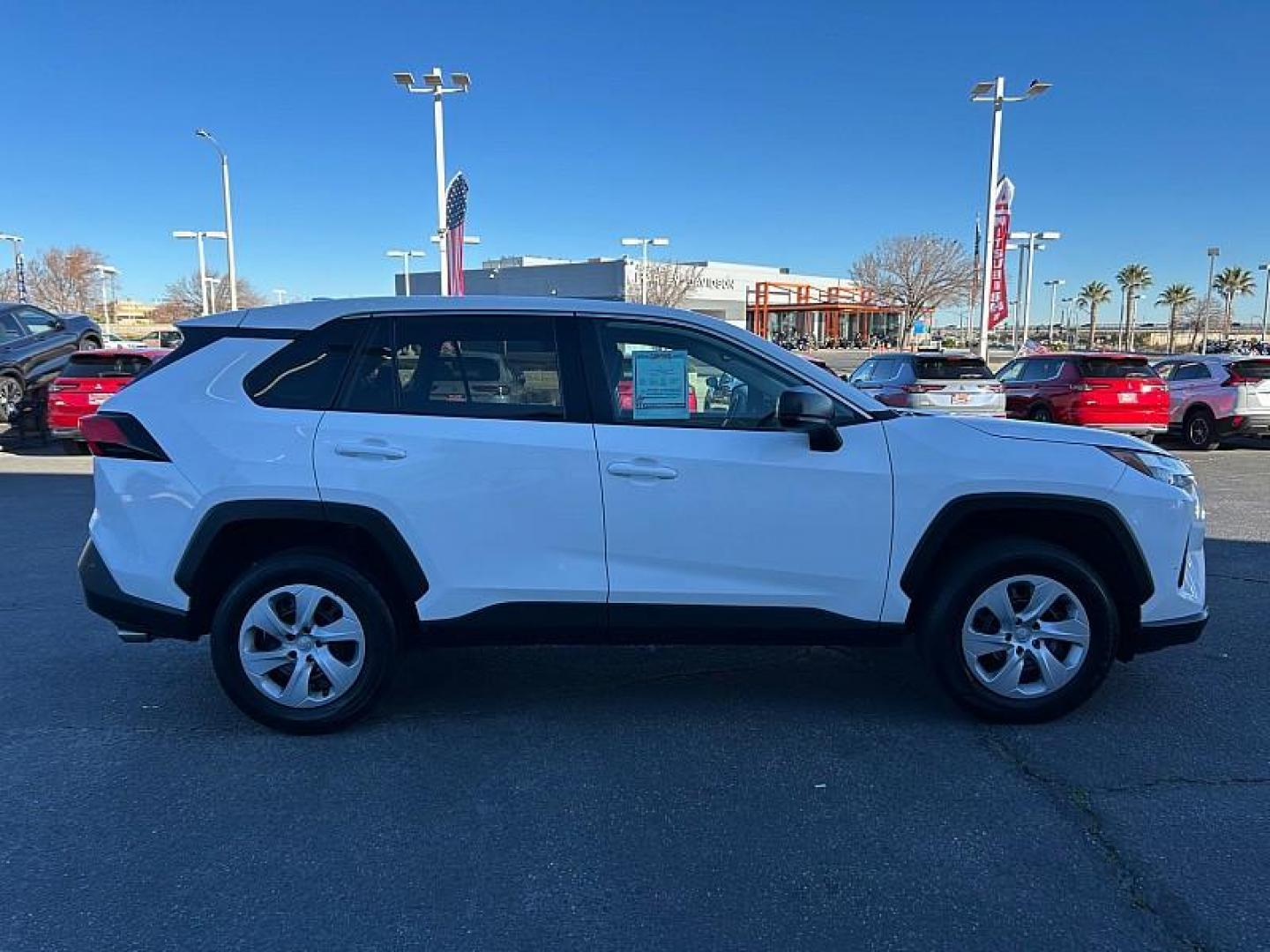 2024 WHITE Toyota RAV4 (2T3F1RFV8RC) with an 4-Cyl 2.5 Liter engine, Automatic 8-Spd w/Direct transmission, located at 412 Auto Vista Drive, Palmdale, CA, 93551, (661) 945-0620, 34.592636, -118.136681 - Photo#8