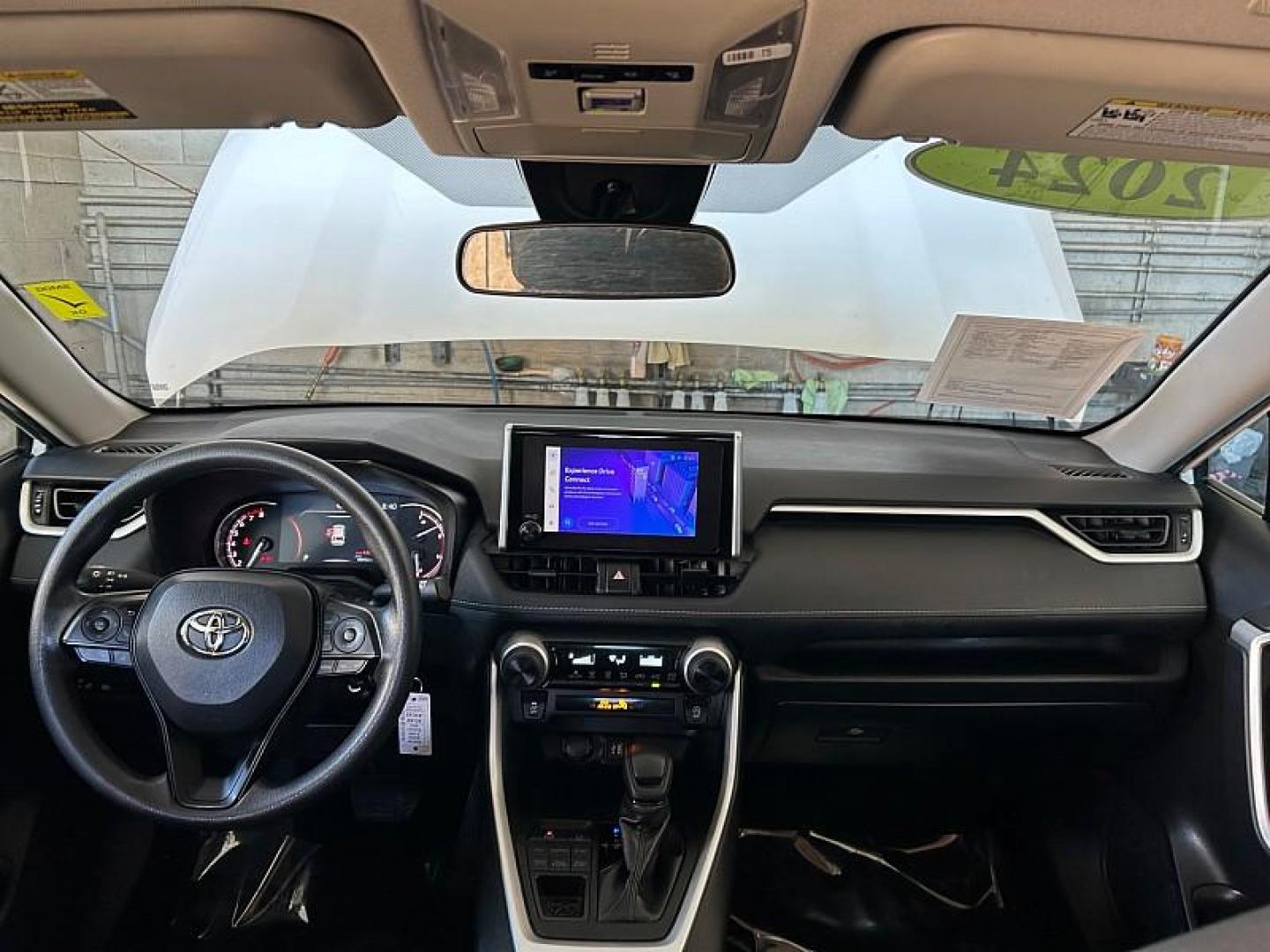 2024 WHITE Toyota RAV4 (2T3F1RFV8RC) with an 4-Cyl 2.5 Liter engine, Automatic 8-Spd w/Direct transmission, located at 412 Auto Vista Drive, Palmdale, CA, 93551, (661) 945-0620, 34.592636, -118.136681 - Photo#26