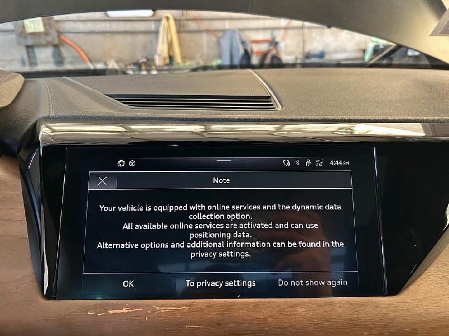 2022 BLACK Audi e-tron GT (WAUFJBFW6N7) with an Dual AC Electric Motors engine, Single-Speed Fixed Gear transmission, located at 412 Auto Vista Drive, Palmdale, CA, 93551, (661) 945-0620, 34.592636, -118.136681 - Photo#20