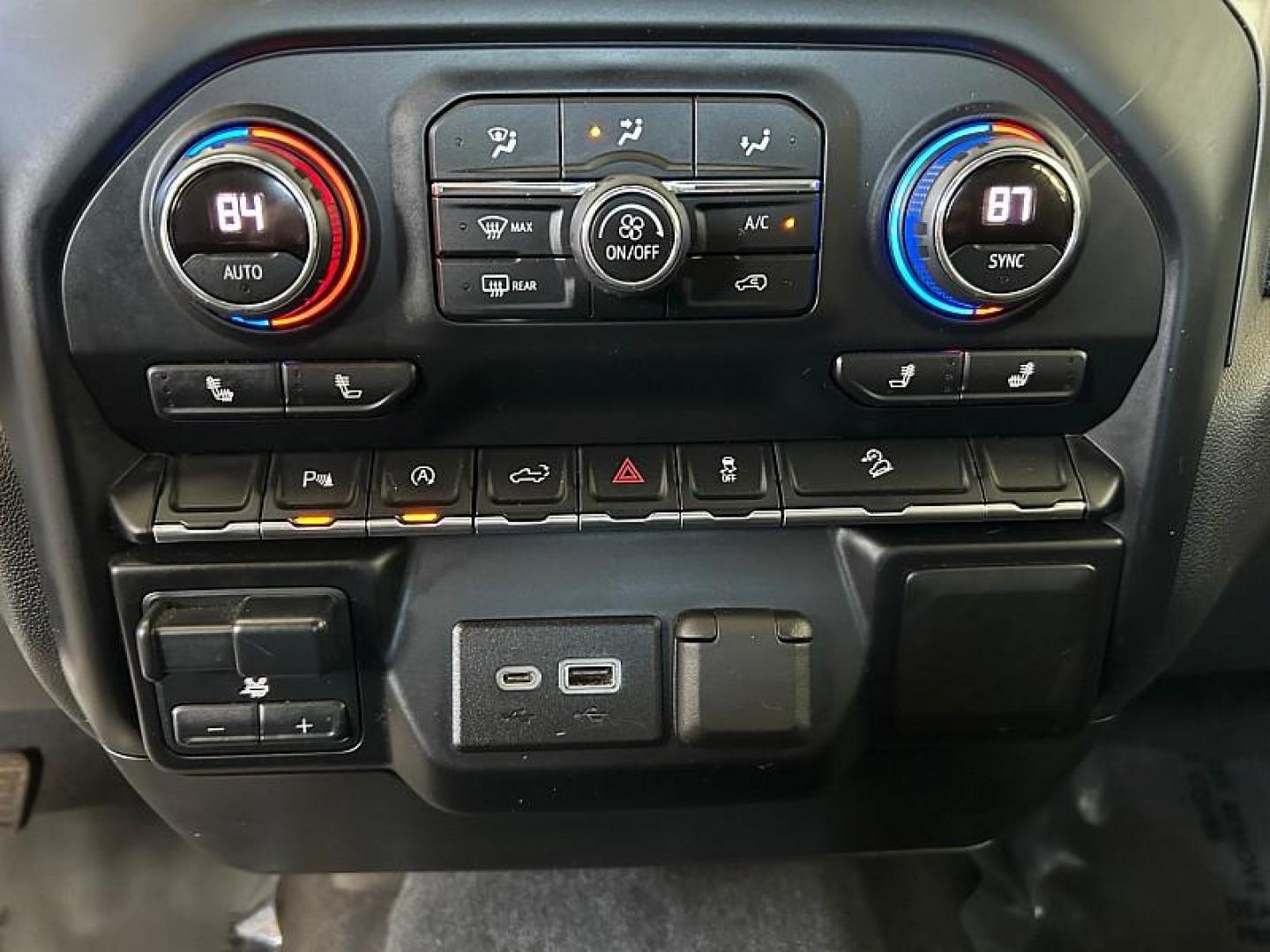 2020 BLACK Chevrolet Silverado 1500 4WD (3GCUYEED0LG) with an 8-Cyl 5.3 Liter engine, Automatic transmission, located at 412 Auto Vista Drive, Palmdale, CA, 93551, (661) 945-0620, 34.592636, -118.136681 - Photo#20