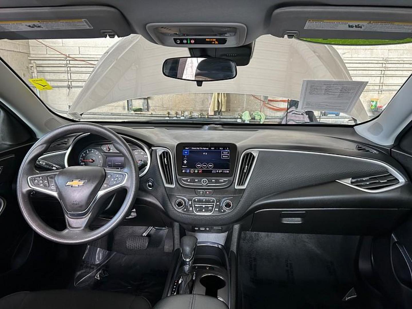 2024 GRAY Chevrolet Malibu (1G1ZD5ST9RF) with an 4-Cyl Turbo 1.5 Liter engine, Automatic CVT transmission, located at 412 Auto Vista Drive, Palmdale, CA, 93551, (661) 945-0620, 34.592636, -118.136681 - Photo#19