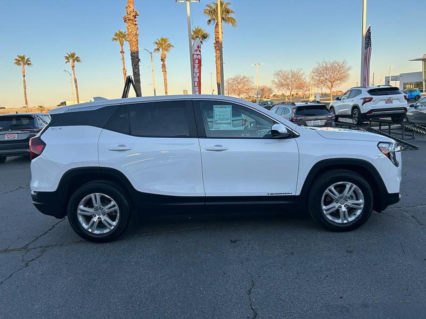 2024 WHITE GMC Terrain (3GKALMEG0RL) with an 4-Cyl Turbo 1.5 Liter engine, Automatic 9-Spd transmission, located at 412 Auto Vista Drive, Palmdale, CA, 93551, (661) 945-0620, 34.592636, -118.136681 - Photo#38