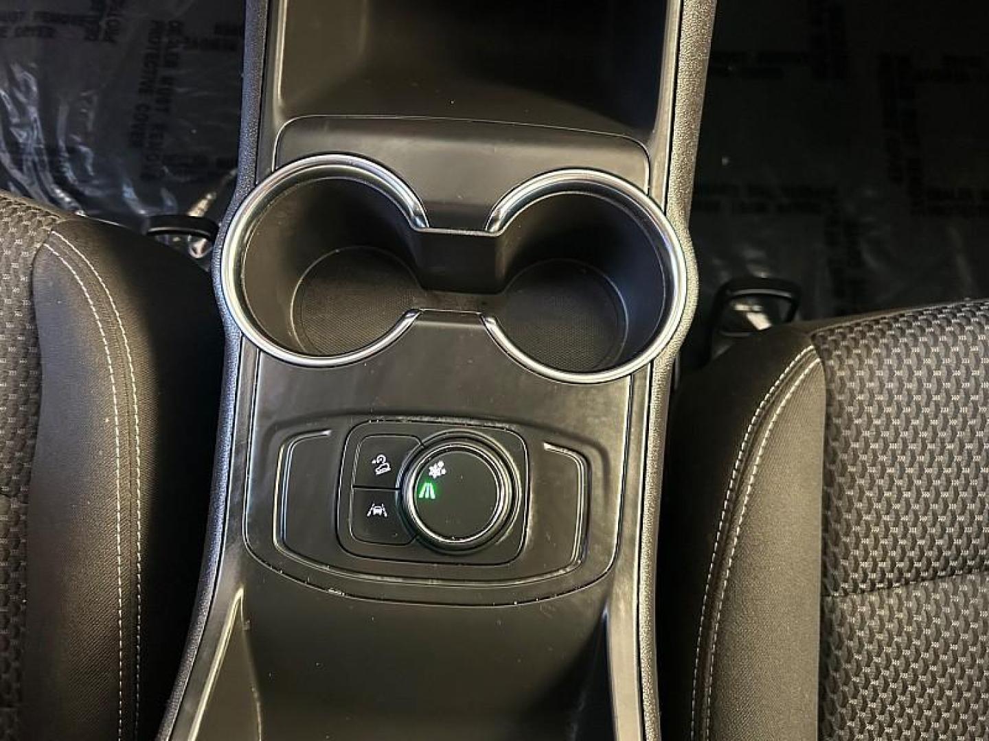 2024 WHITE GMC Terrain (3GKALMEG0RL) with an 4-Cyl Turbo 1.5 Liter engine, Automatic 9-Spd transmission, located at 412 Auto Vista Drive, Palmdale, CA, 93551, (661) 945-0620, 34.592636, -118.136681 - Photo#54