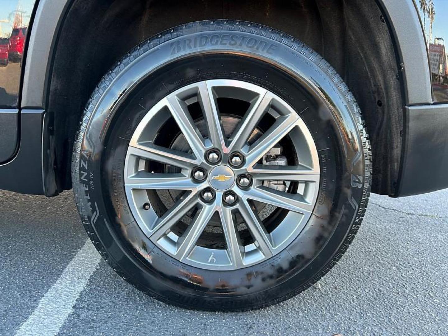 2023 BLACK Chevrolet Traverse (1GNERGKW7PJ) with an V6 3.6 Liter engine, Automatic 9-Spd transmission, located at 412 Auto Vista Drive, Palmdale, CA, 93551, (661) 945-0620, 34.592636, -118.136681 - Photo#15